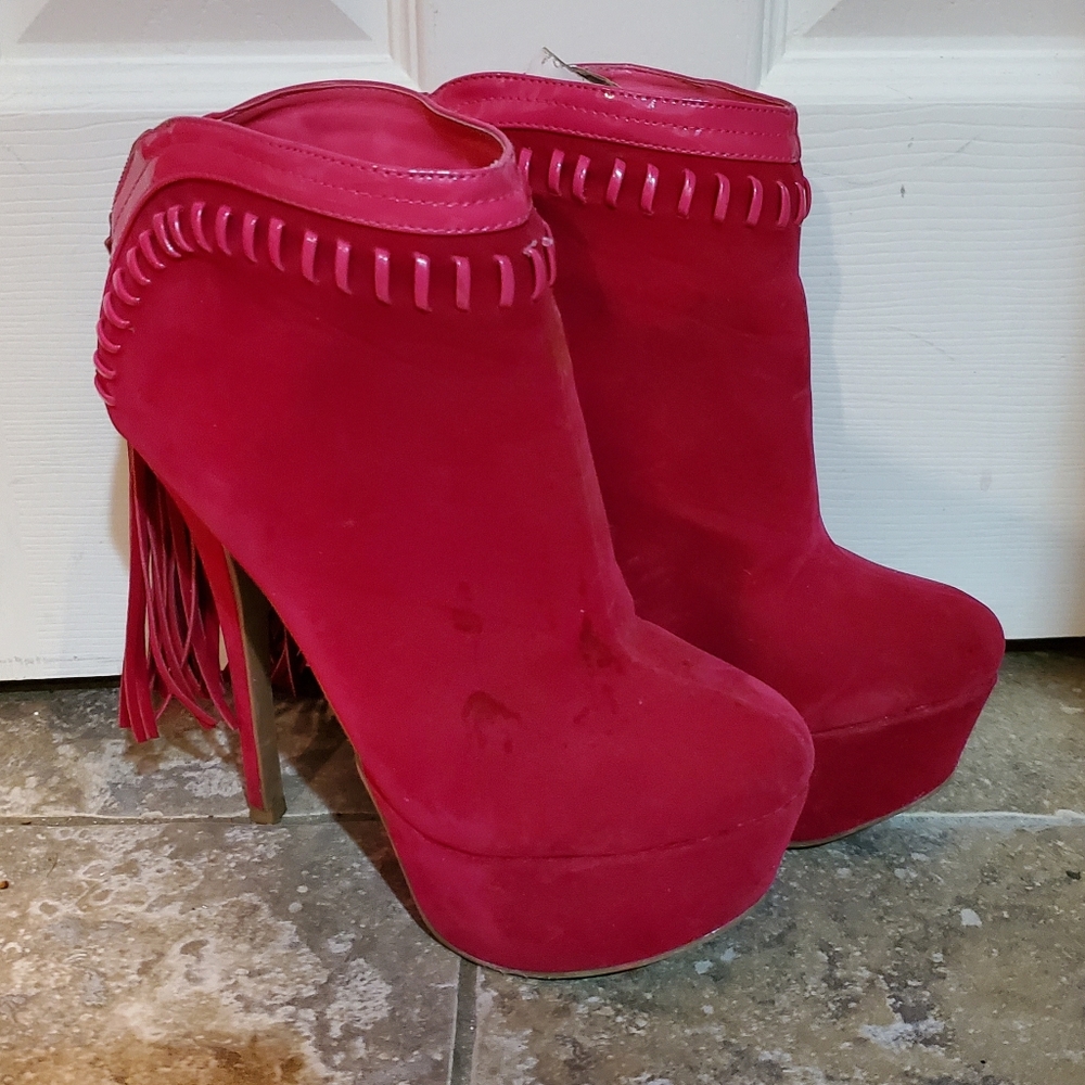 Ankle boots